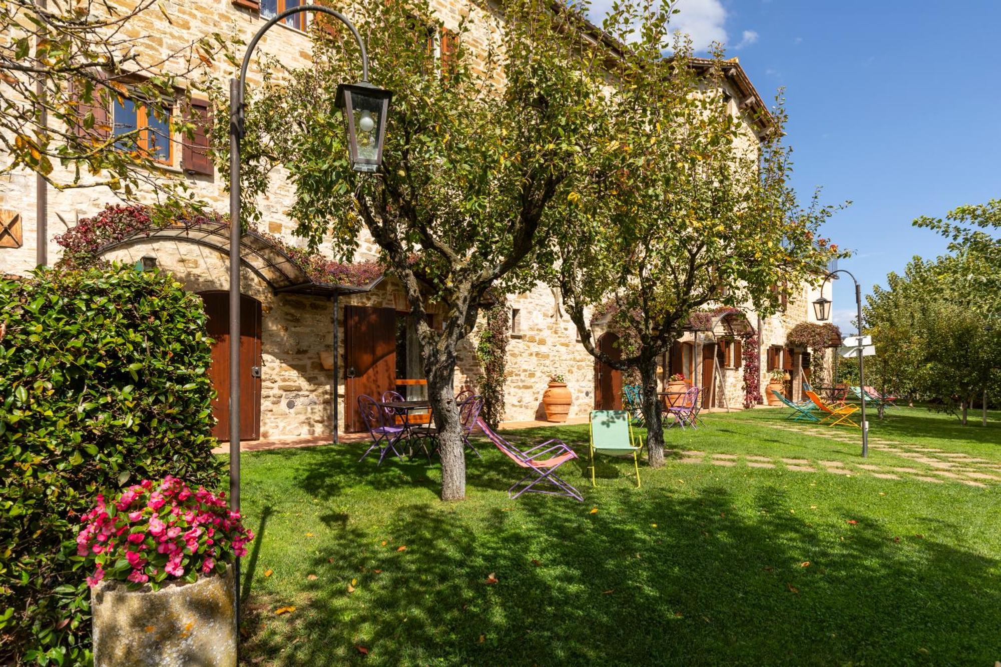 Agriturismo I Gelsi Di Santa Cristina Губбио Экстерьер фото